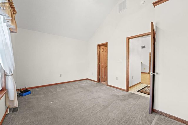 1313 Columbus Ave Unit C, Fostoria, OH 44830