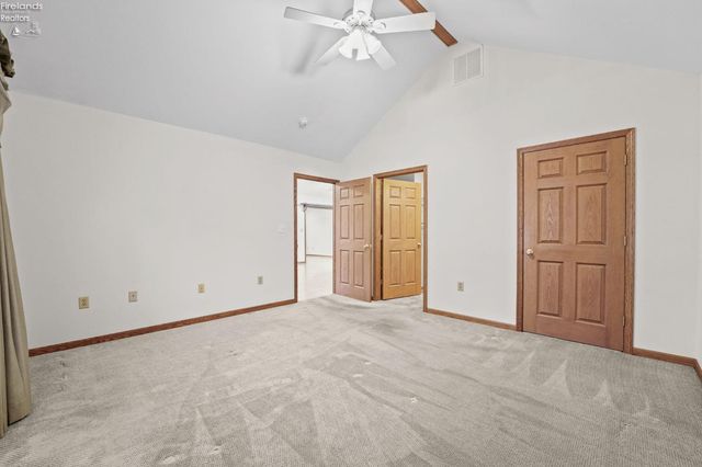 1313 Columbus Ave Unit C, Fostoria, OH 44830