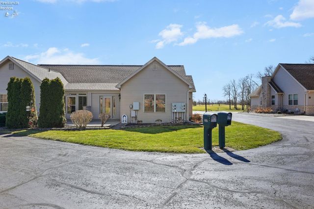 1313 Columbus Ave Unit C, Fostoria, OH 44830