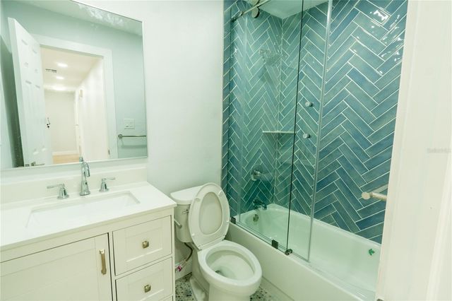 4203 FAWN CIRCLE, Tampa, FL 33610
