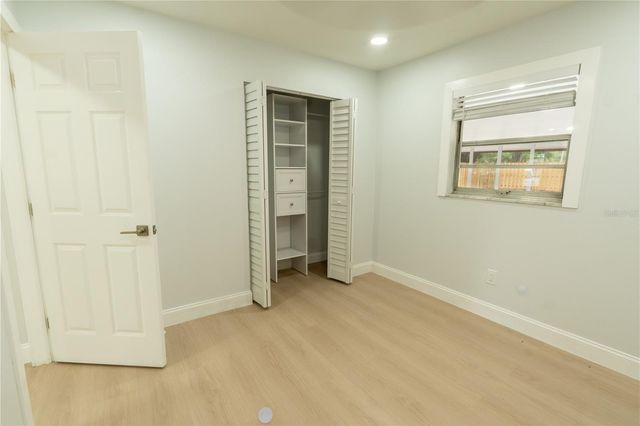 4203 FAWN CIRCLE, Tampa, FL 33610