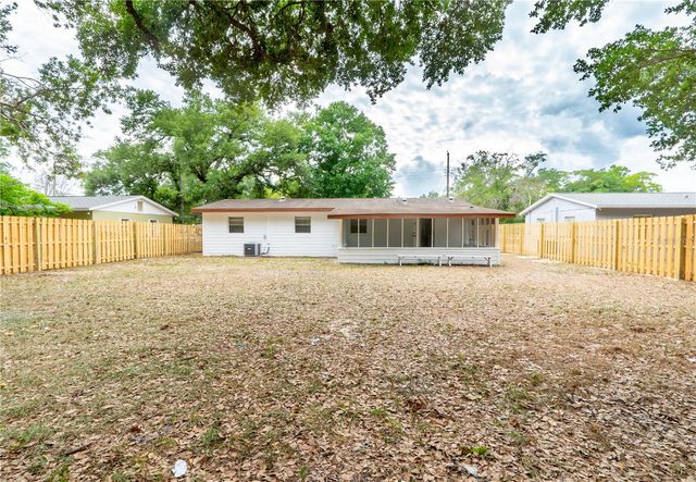 4203 FAWN CIRCLE, Tampa, FL 33610