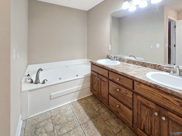 155 Hazel Trace, Hazel Green, AL 35750