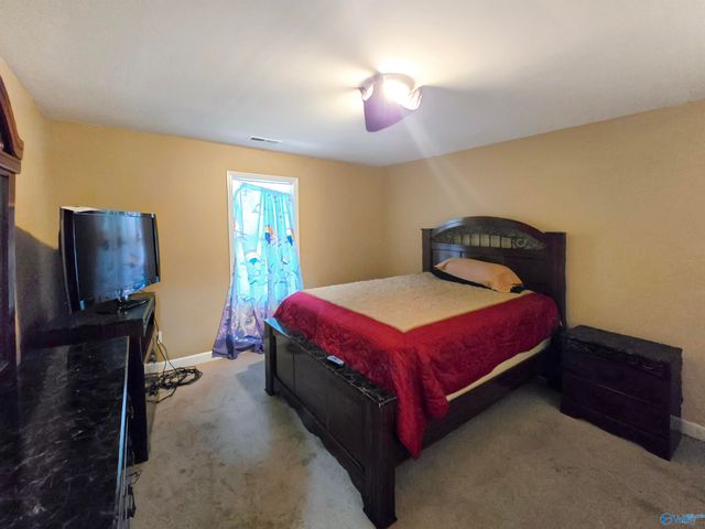 155 Hazel Trace, Hazel Green, AL 35750