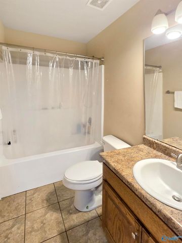 155 Hazel Trace, Hazel Green, AL 35750
