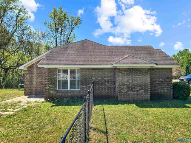 155 Hazel Trace, Hazel Green, AL 35750