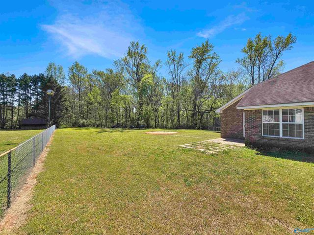 155 Hazel Trace, Hazel Green, AL 35750