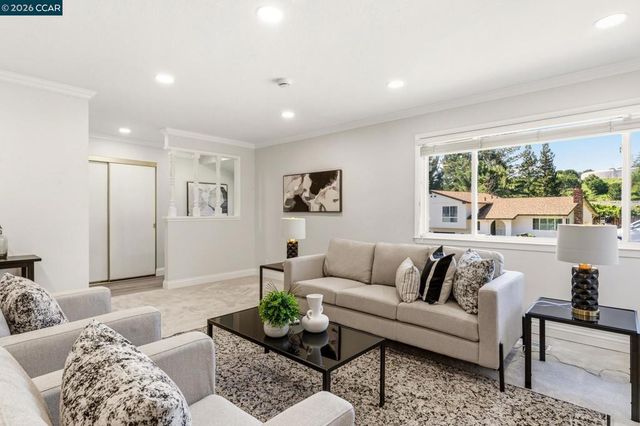 26 Greendell Pl, Pleasant Hill, CA 94523