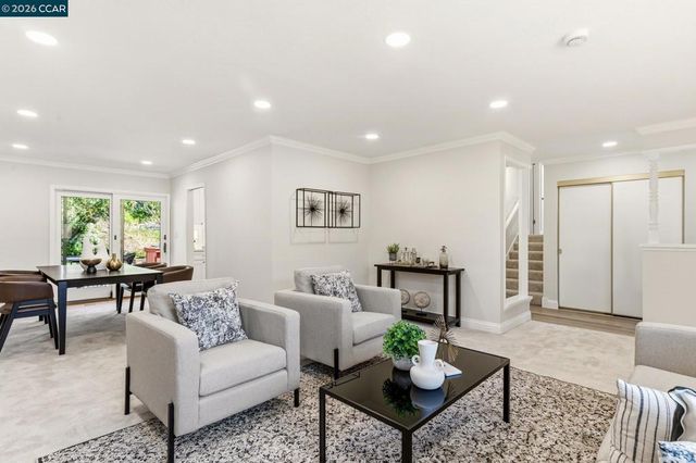 26 Greendell Pl, Pleasant Hill, CA 94523