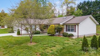 15 Cove Crossing, Franklin, NC 28734