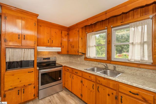 1006 Gordon Street, Anderson, SC 29626