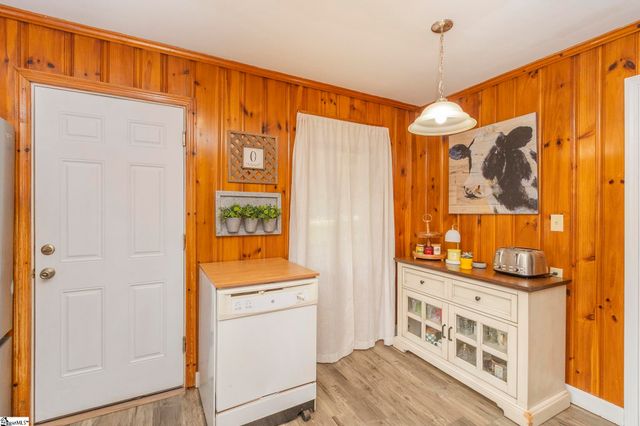 1006 Gordon Street, Anderson, SC 29626