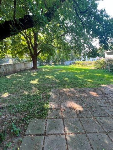 329 N Franklin Avenue, Ames, IA 50014