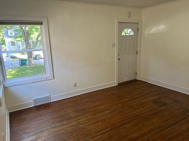329 N Franklin Avenue, Ames, IA 50014