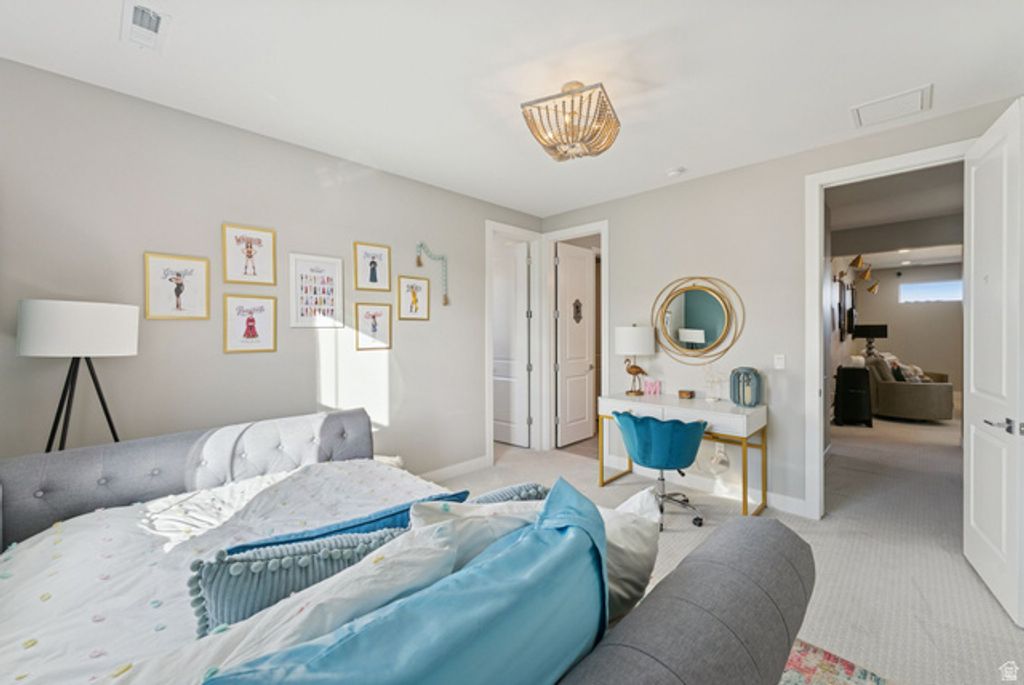 Image 30 of property listing at 4772 W THORNTREE LN, Herriman, UT 84096