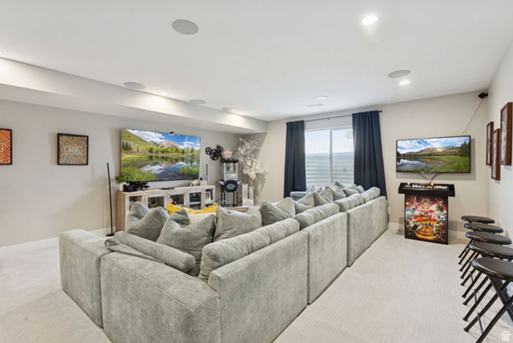 Image 37 of property listing at 4772 W THORNTREE LN, Herriman, UT 84096