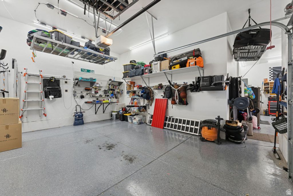 Image 50 of property listing at 4772 W THORNTREE LN, Herriman, UT 84096