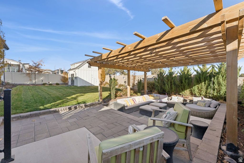 Image 52 of property listing at 4772 W THORNTREE LN, Herriman, UT 84096