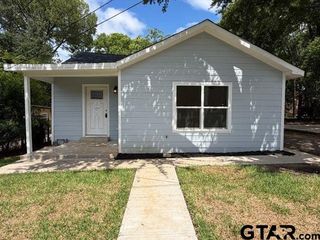 612 S Confederate Ave, Tyler, TX 75701