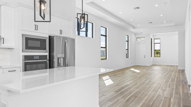 8388 SW PIACENZA WAY, Port St Lucie, FL 34987