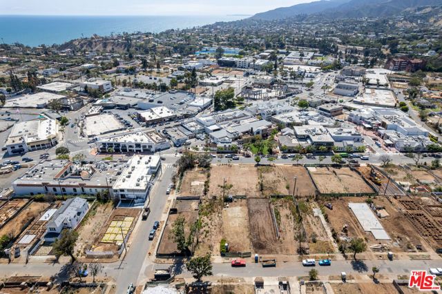 1011 Embury Street, Pacific Palisades (los Angeles), CA 90272