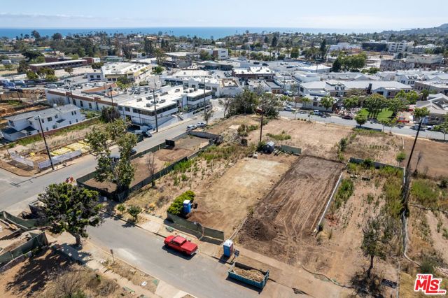 1011 Embury Street, Pacific Palisades (los Angeles), CA 90272