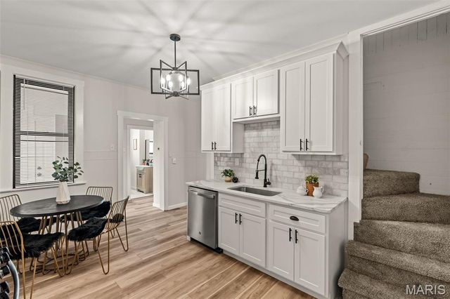 4463 Beck Avenue, St Louis, MO 63116