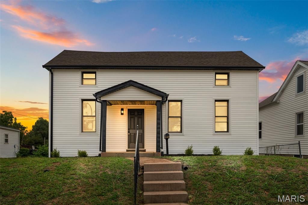 4463 Beck Avenue, St Louis, MO 63116