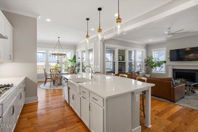 1305 Boxwood Trace Lane, Hillsborough, NC 27278