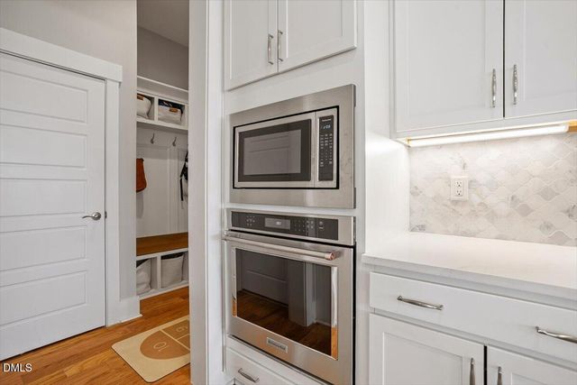 1305 Boxwood Trace Lane, Hillsborough, NC 27278