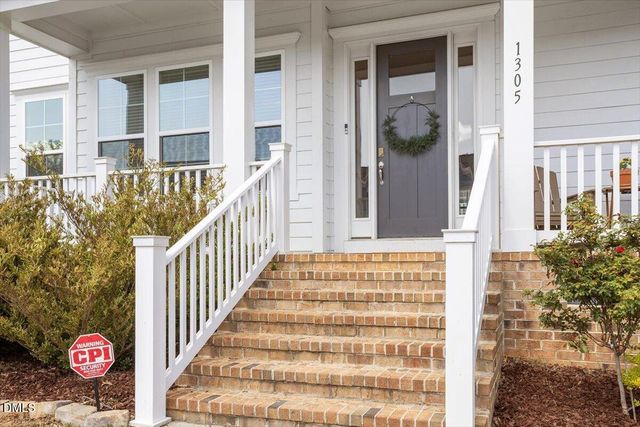 1305 Boxwood Trace Lane, Hillsborough, NC 27278