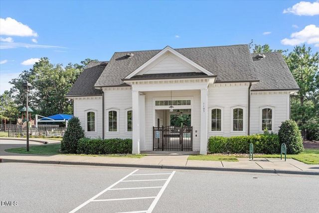 1305 Boxwood Trace Lane, Hillsborough, NC 27278