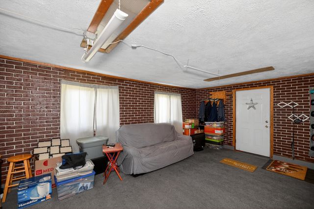 220 E Lincoln Avenue, Belvidere, IL 61008