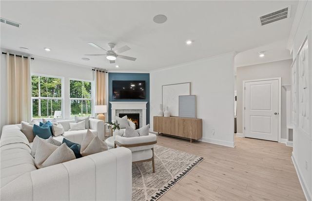 742 Mirror Lake Parkway, Villa Rica, GA 30180