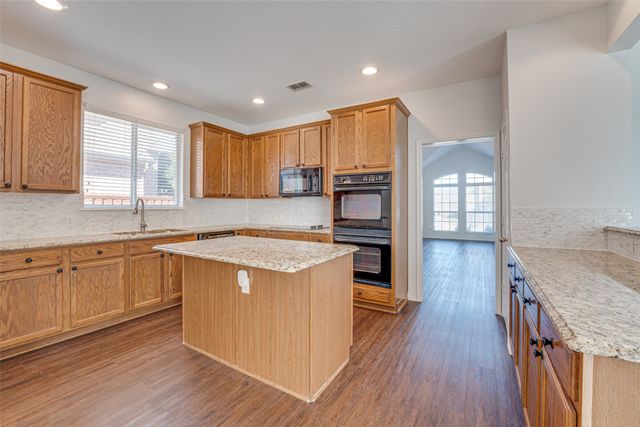 316 Mimosa Drive, Murphy, TX 75094