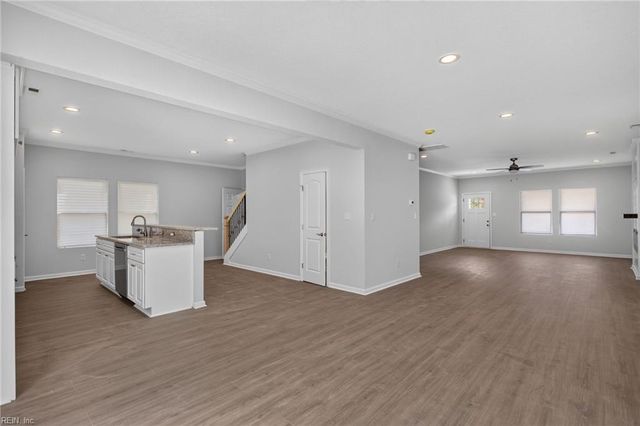126 N Division ST, Suffolk, VA 23434