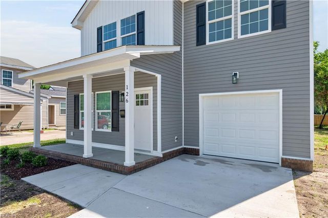 126 N Division ST, Suffolk, VA 23434
