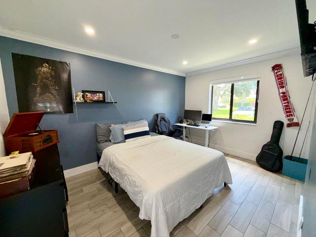 11173 NW 38TH Place, Sunrise, FL 33351