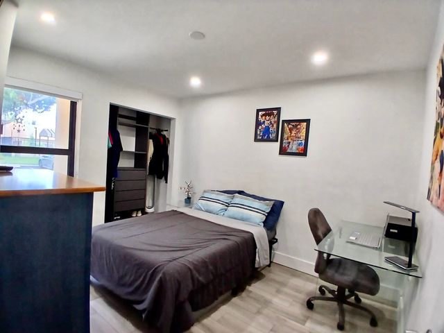 11173 NW 38TH Place, Sunrise, FL 33351