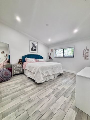 11173 NW 38TH Place, Sunrise, FL 33351