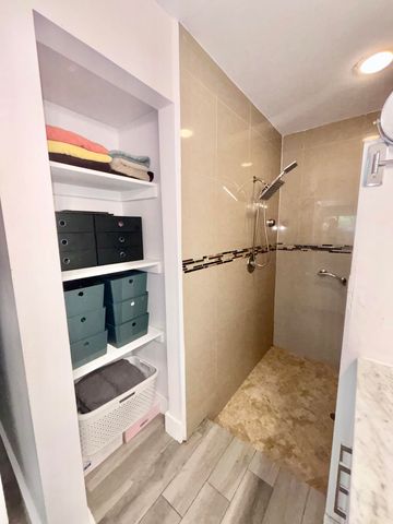 11173 NW 38TH Place, Sunrise, FL 33351