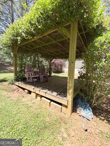 15 Briarwood Lane, Newnan, GA 30265