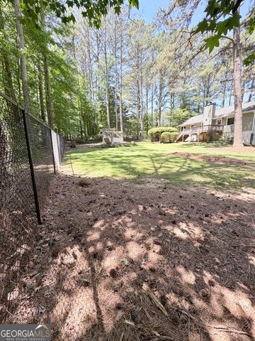 15 Briarwood Lane, Newnan, GA 30265