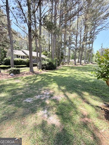 15 Briarwood Lane, Newnan, GA 30265