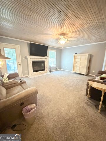 15 Briarwood Lane, Newnan, GA 30265