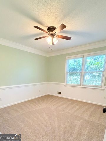 15 Briarwood Lane, Newnan, GA 30265