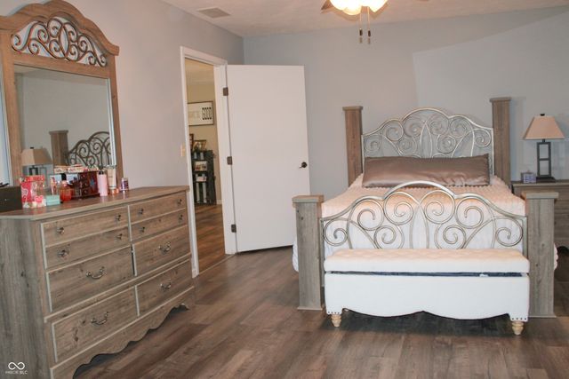 8079 N County Road 1200 E, Seymour, IN 47274