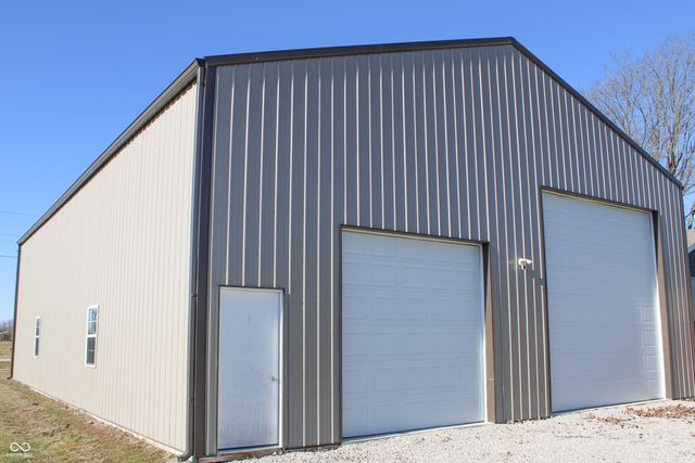 8079 N County Road 1200 E, Seymour, IN 47274