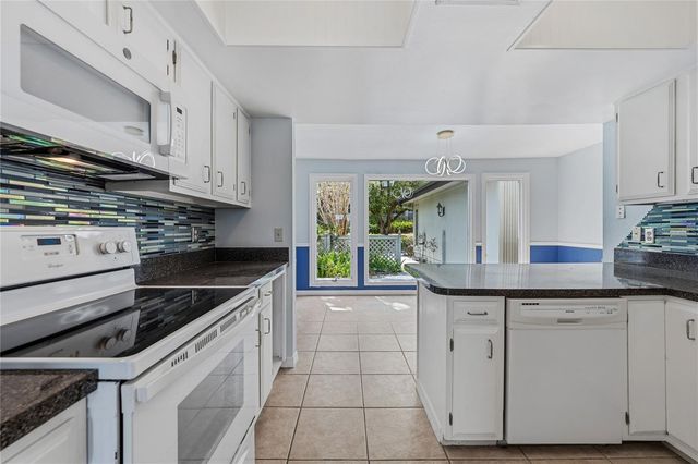 1318 CHEBON CT COURT Unit E-F, Apopka, FL 32712