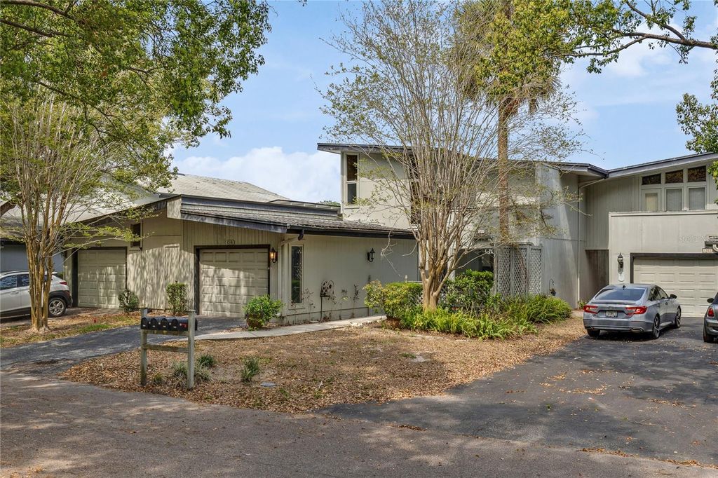 1318 CHEBON CT COURT Unit E-F, Apopka, FL 32712